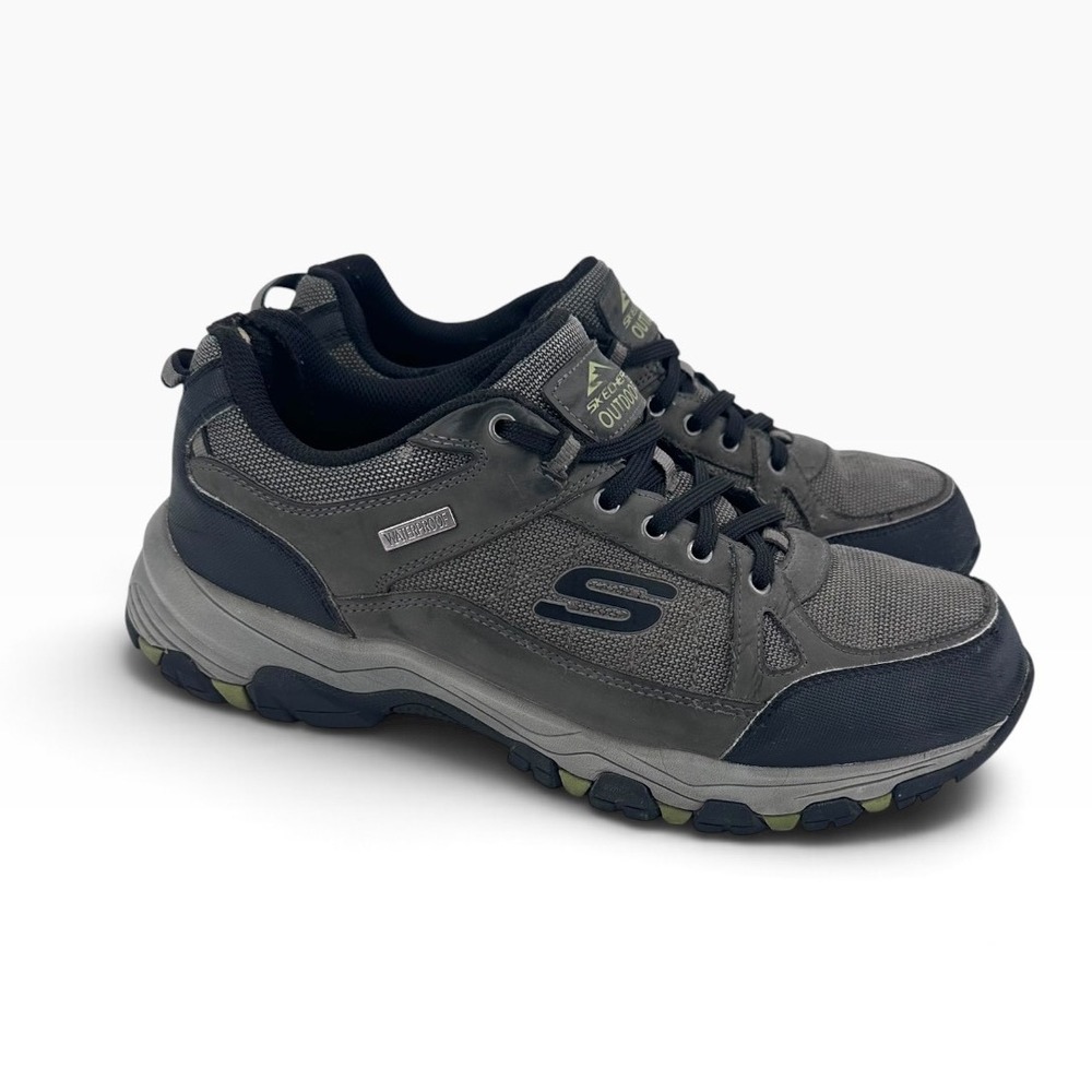 Skechers Waterproof Hiking Trail Sneakers Men's Size 11.5 Charcoal Gray 204427